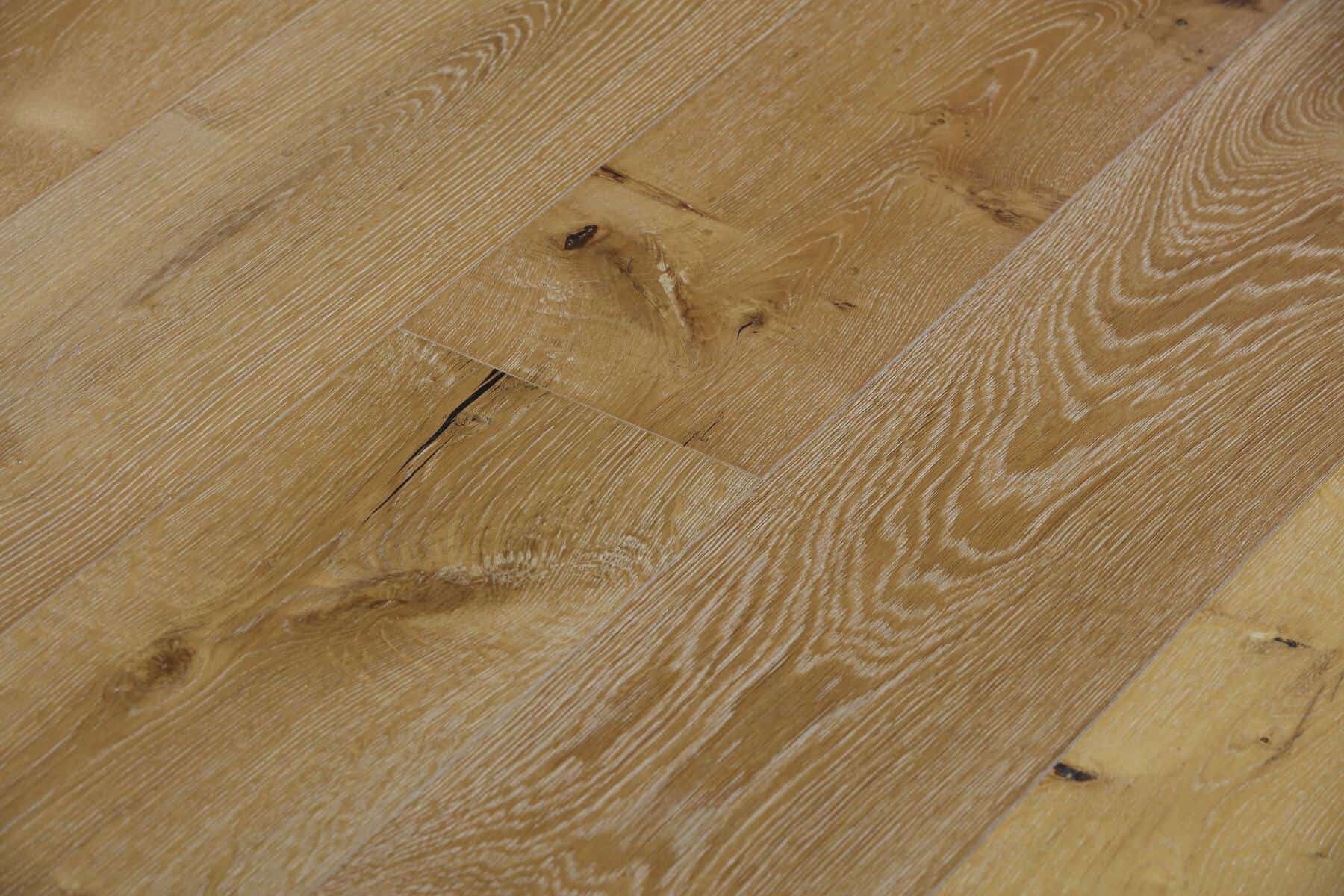 Prefinished-European-Oak-M4